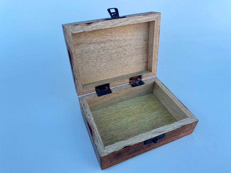 Lotus Box - White Oak